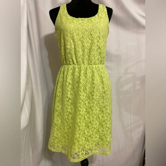 Maurice’s Lime Green Lace Dress Size Medium - Picture 1 of 7